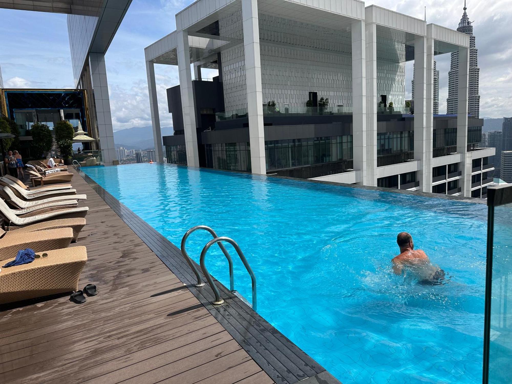 The Platinum Kuala Lumpur By Crown Suites ภายนอก รูปภาพ